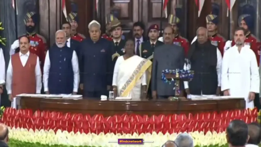 The glorious journey of the Constitution: President released new copies, Modi and Rahul seen together, historic celebration of 75 years