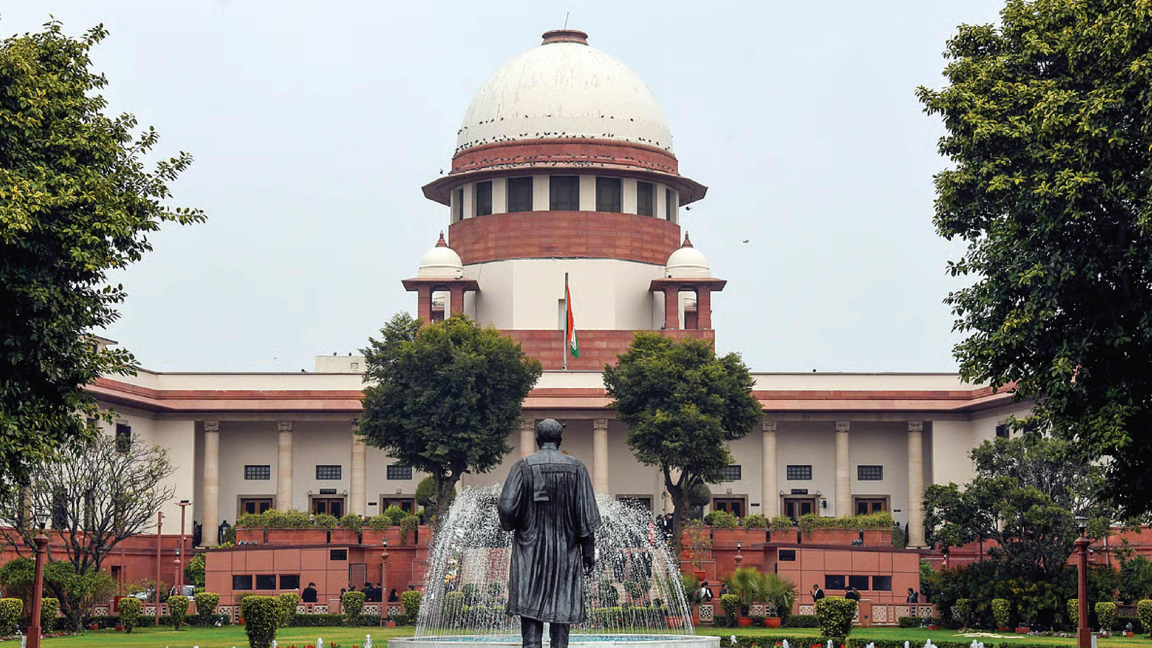 Form 6 में बदलाव पर सुप्रीम कोर्ट सख्त, EC से मांगा रिकॉर्ड; पूछा- किसने किया संशोधन?