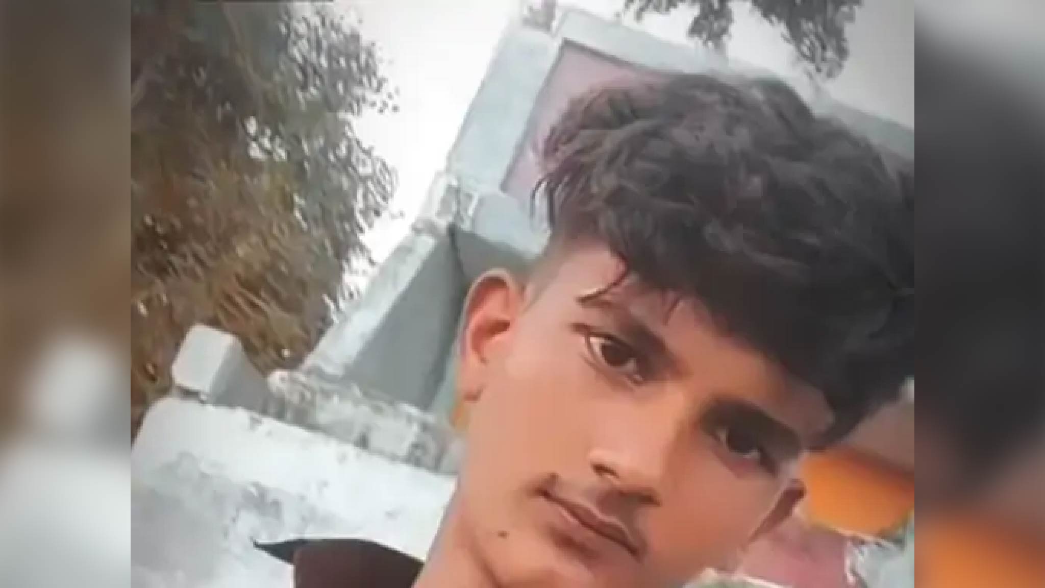 फर्रुखाबाद में ट्रैक्टर की टक्कर से युवक की मौत, दो घायल; पुलिस में FIR को लेकर कार्रवाई