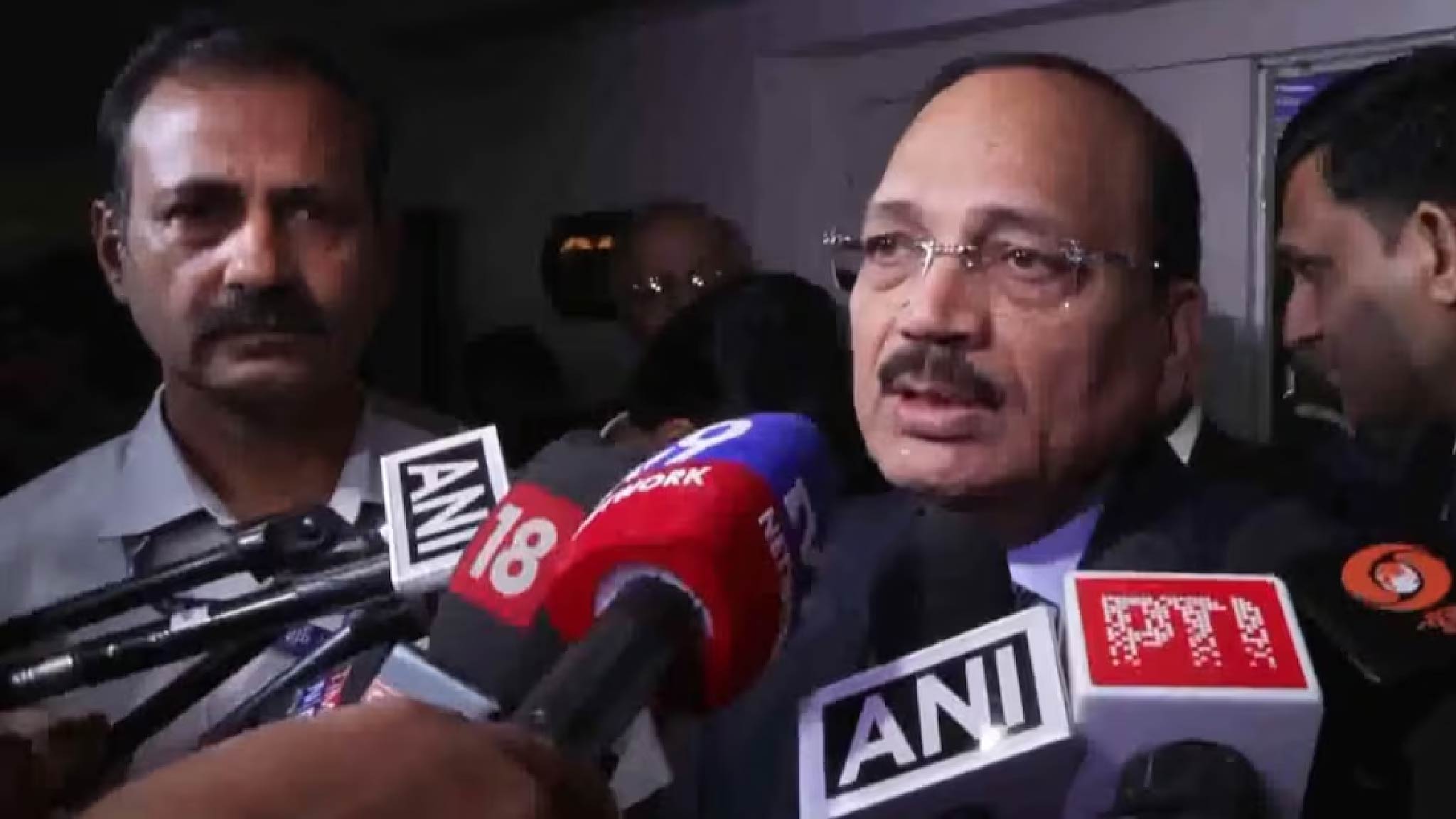 CJI सूर्यकांत ने INDIA गठबंधन के नेताओं से मिलने से किया इनकार, बोले- सुप्रीम कोर्ट के दरवाजे सभी के लिए खुले