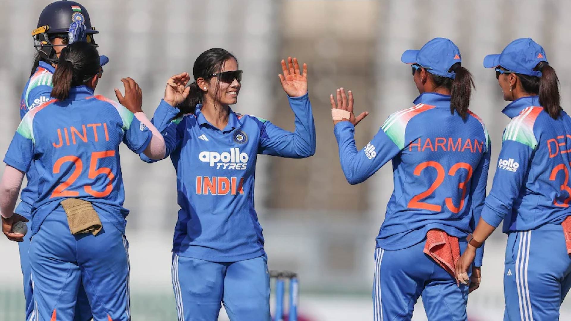 भारतीय महिला टीम ने जिम्बाब्वे को 8 विकेट से हराया, वैष्णवी शर्मा ने लिए 5 विकेट